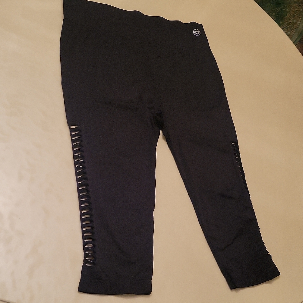 Just-One brand black cropped Leggings. Size 1XL